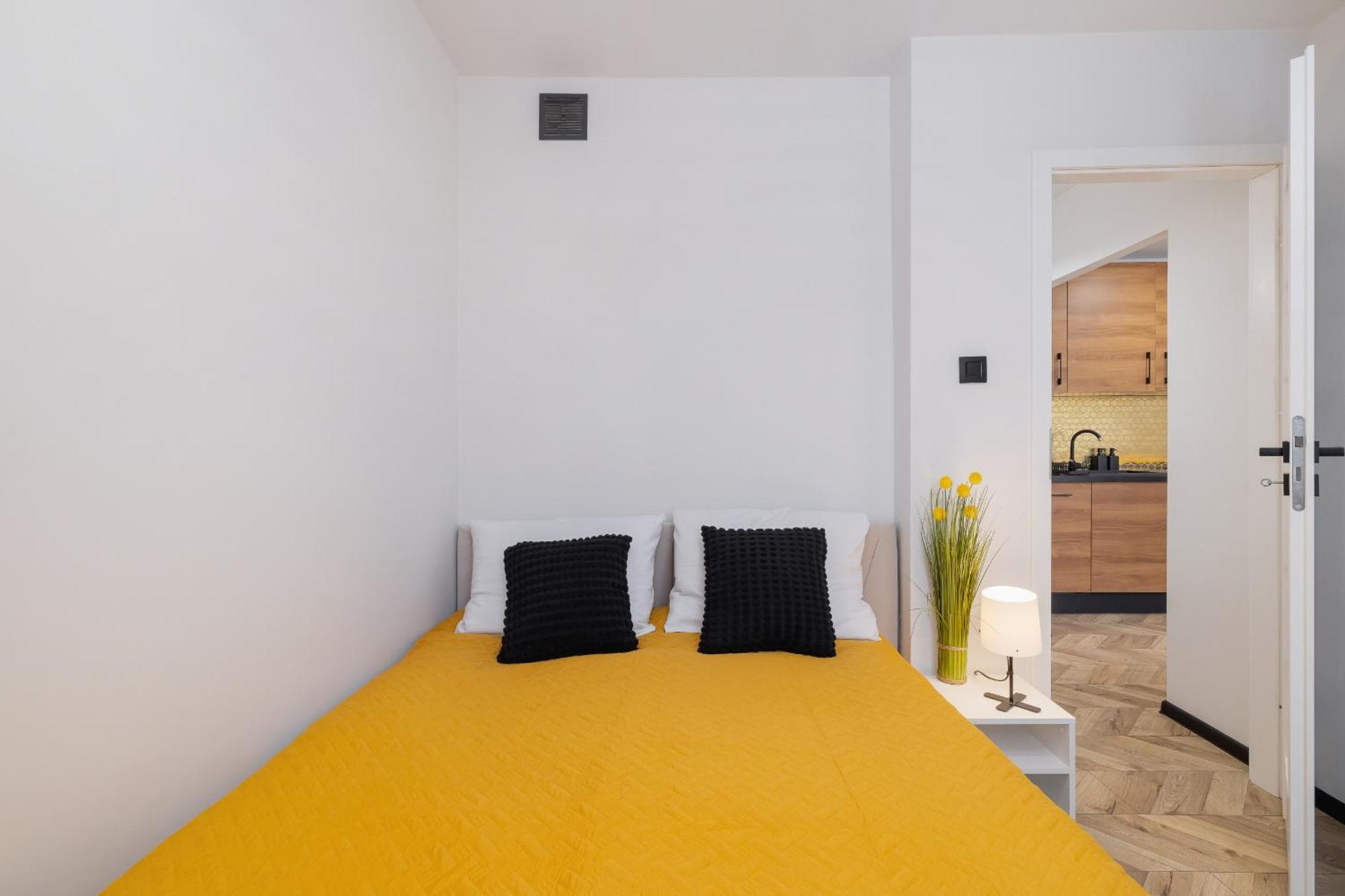 City Center One-Bedroom Apartment With Bathtub By Noclegi Renters Rzeszów Esterno foto